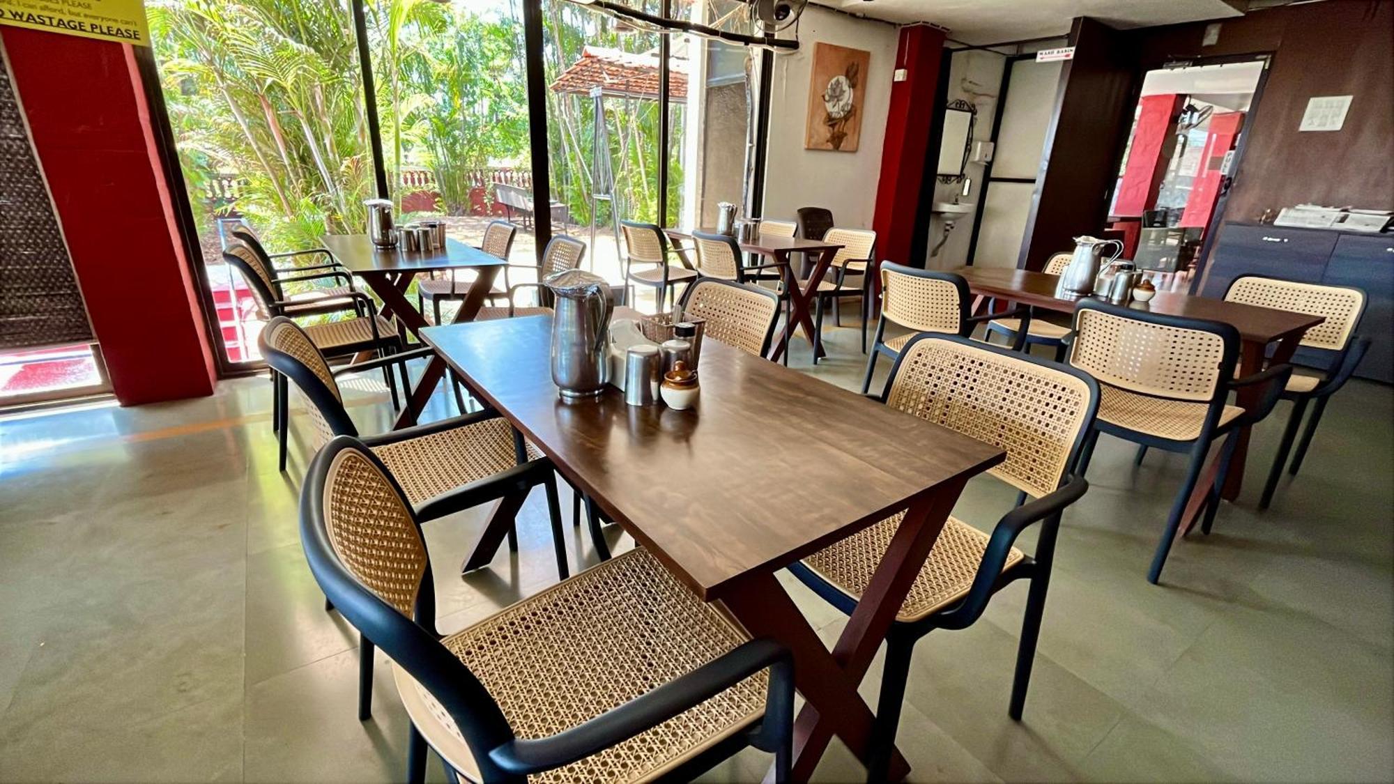 Girivihar Holiday Club - Pure Veg Лонавла Екстер'єр фото
