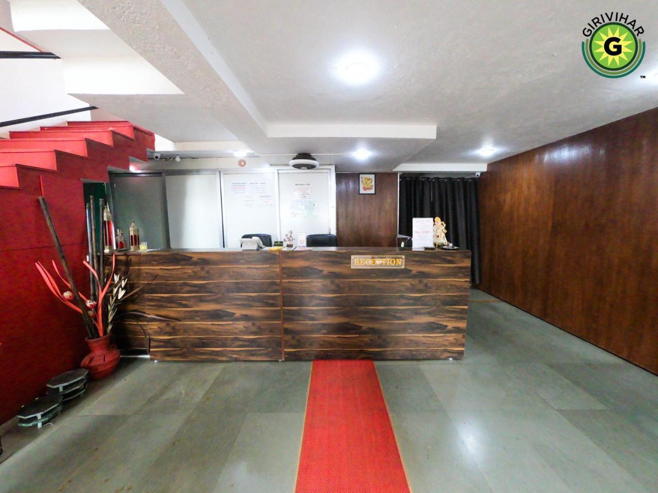 Girivihar Holiday Club - Pure Veg Лонавла Екстер'єр фото